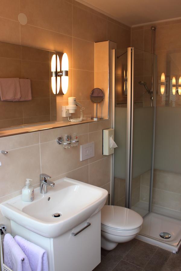 Hotel Garni La Mer Bad Zwischenahn Bagian luar foto