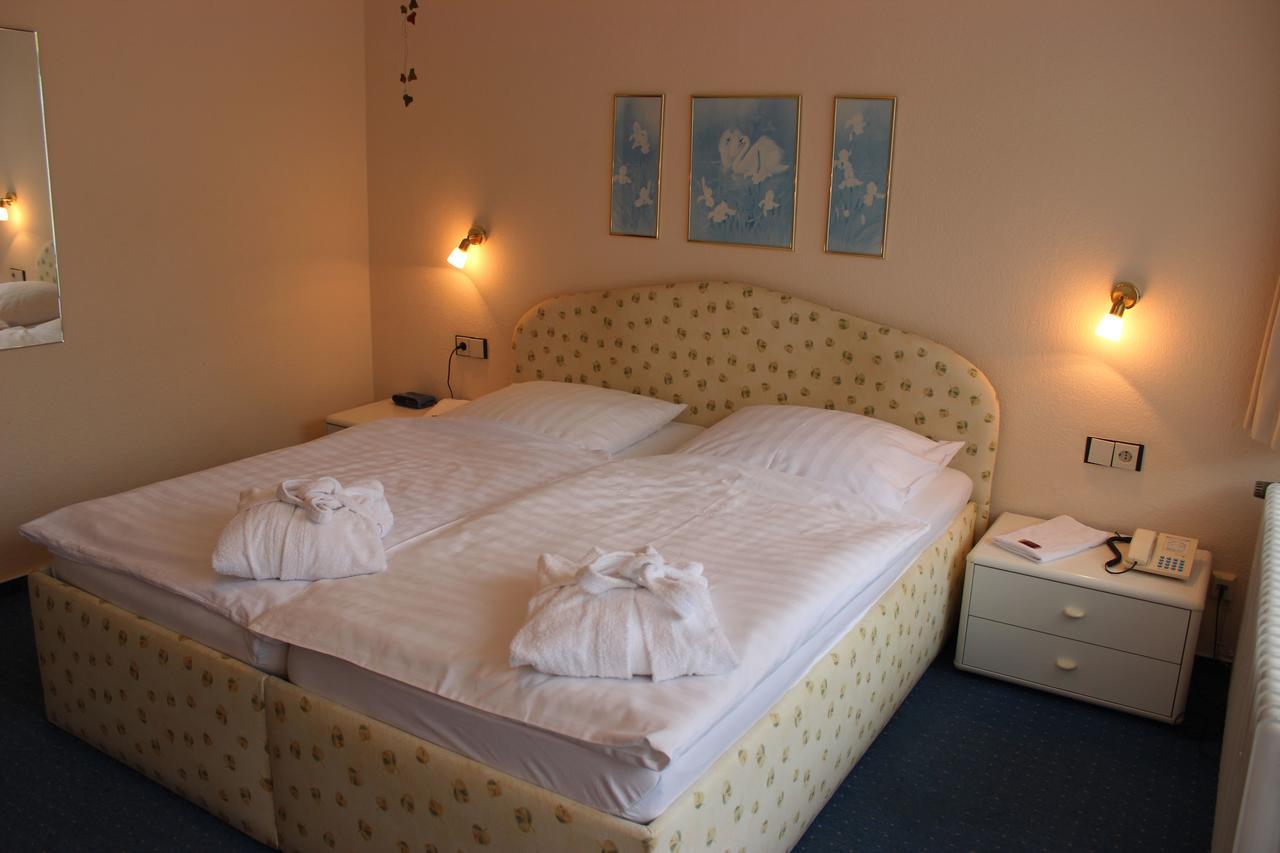 Hotel Garni La Mer Bad Zwischenahn Bagian luar foto